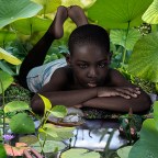 20101004060406-Ruud_van_Empel_-_World_15__2006__150_x_105_cm__cibachrome